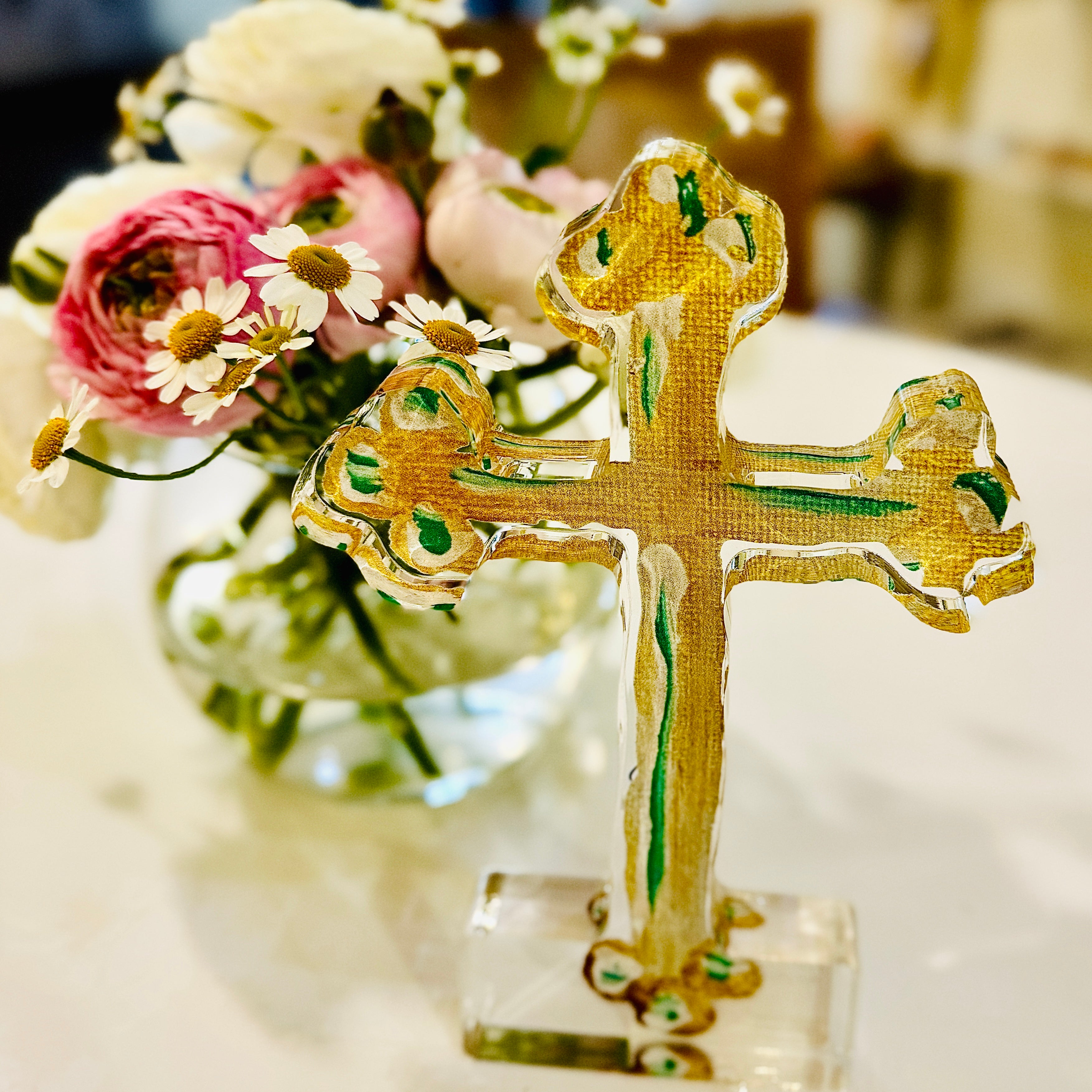 Cross Shelfie Gold Cream and Green